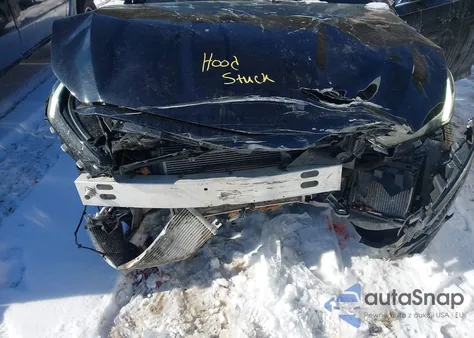 2021 Cadillac Ct5 Premium Luxury z USA, uszkodzony, nr VIN 1G6DT5RW8M0121171